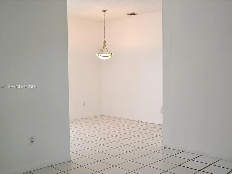 8328 SW 163rd Ave — Photo 10