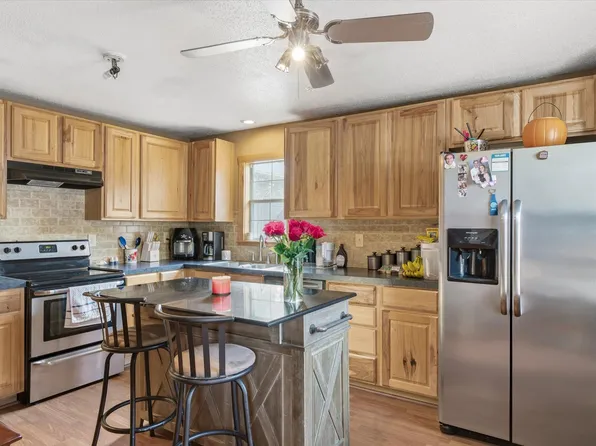 19917 County Road 4145, Lindale, TX 75771