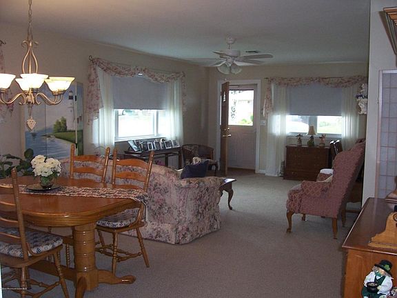 5th image of 22 Oranjestad St