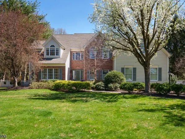 39 Red Oak Way, Montgomery Twp., NJ 08502