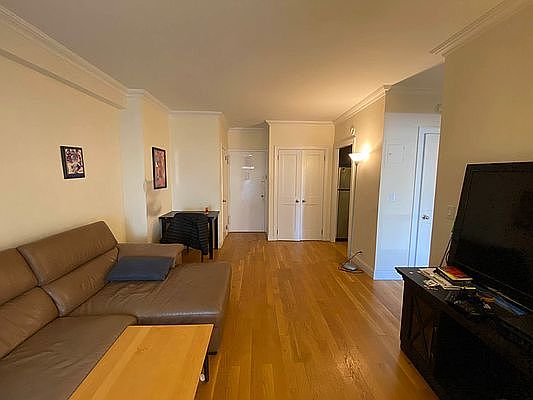 1st image of 333 E 34th St #17G