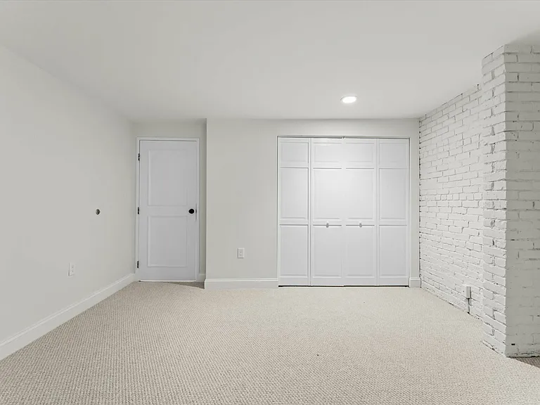 103 Gainsborough St #102 — Photo 31