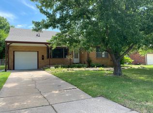 708 S Prairie Park Rd, Wichita, KS 67218