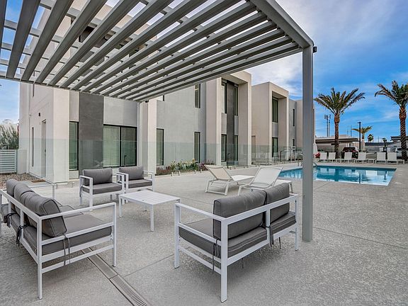 3rd image of 2640 N 52nd St APT 11