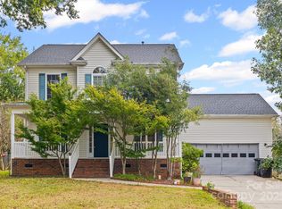 2216 Ulverston Dr, Rock Hill, SC 29732
