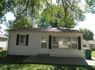 504 S Freeman St, Indianola, IA 50125