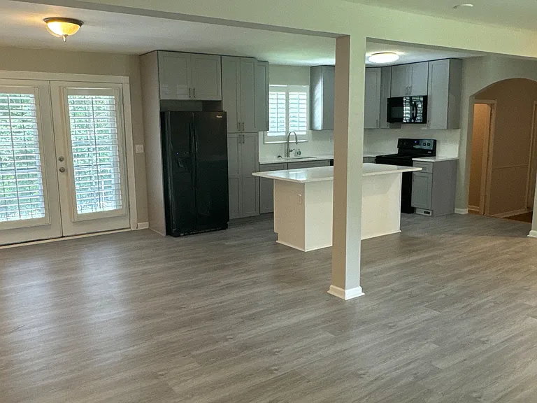 1540 Mercer Way — Photo 11