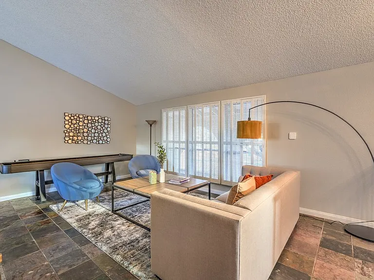 5198 Hibbetts Dr — Photo 45