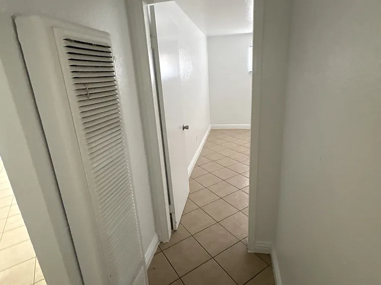 1186 Fountain St #A — Photo 8