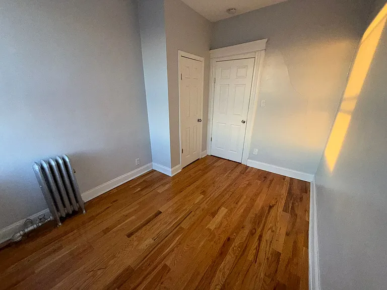 311 6th St #58E — Photo 10