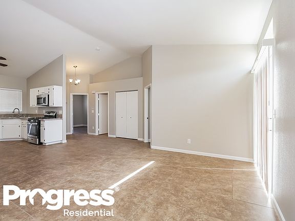 4th image of 721 Dinard Way