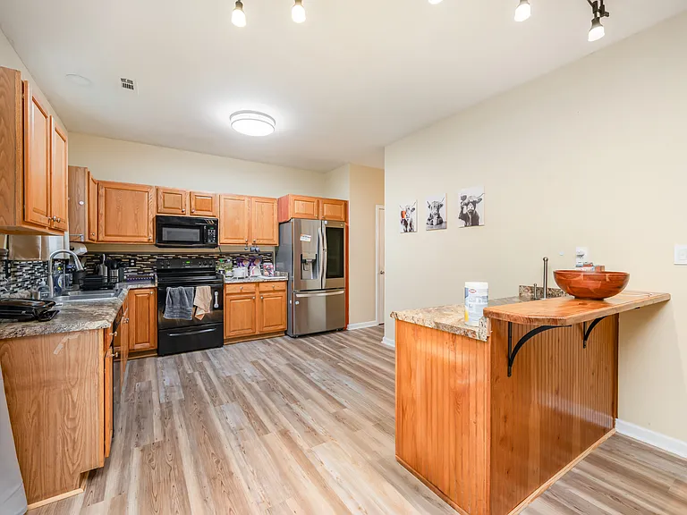 3605 Cold Harbour Dr — Photo 9