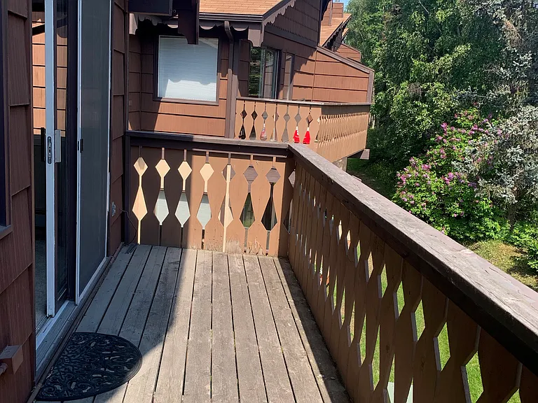 Private deck