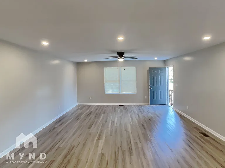 214 Aspen Dr — Photo 6