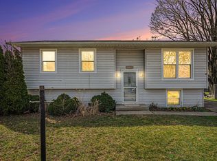 56633 Norman Ct, Elkhart, IN 46516