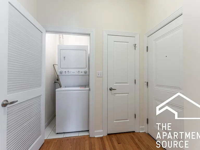 4710 N Sheridan Rd #22S — Photo 12
