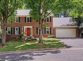 1623 Linway Park Dr, Mc Lean, VA 22101