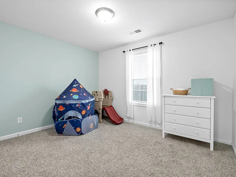1225 Freedom Dr — Photo 22