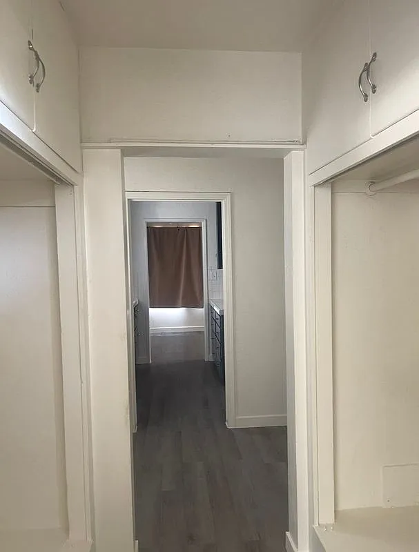 3 bed, 2.0 bath, 1487 sqft, $1,990 — Photo 2