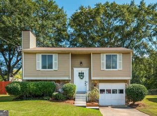 2436 Redfield Dr, Norcross, GA 30071