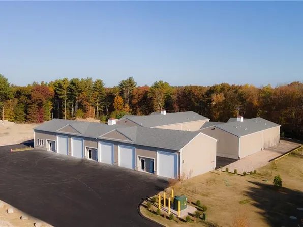 597 South County Trl #2-102, Exeter, RI 02822