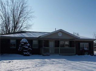 201 1st St, Saint Paul, IN 47272