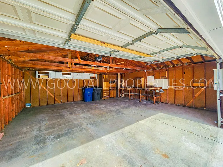 106 E Bell Ave — Photo 19