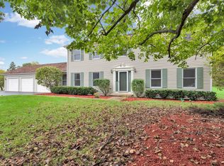 28797 W Craft Ct, Barrington, IL 60010