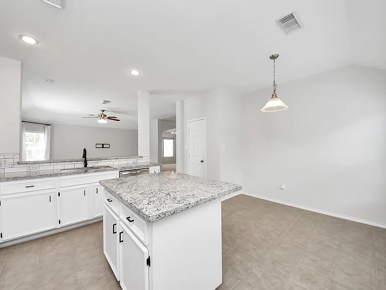 20418 Port Bishop Ln — Photo 20