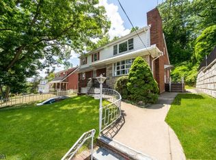 22 W Prospect St, Hawthorne, NJ 07506