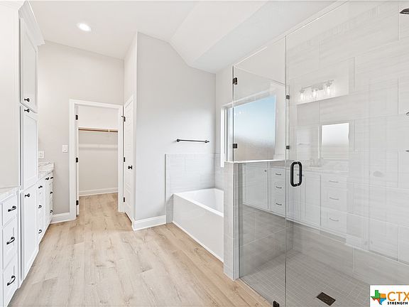 4th image of 1200 Logan Blvd