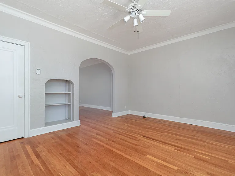 7234 Amherst Ave #1W — Photo 9