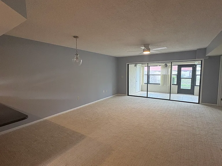 6102 Country Club Dr #F-2 — Photo 16
