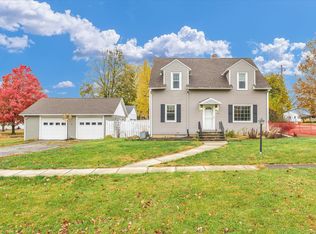 126 E Elm St, Elliott, IL 60933