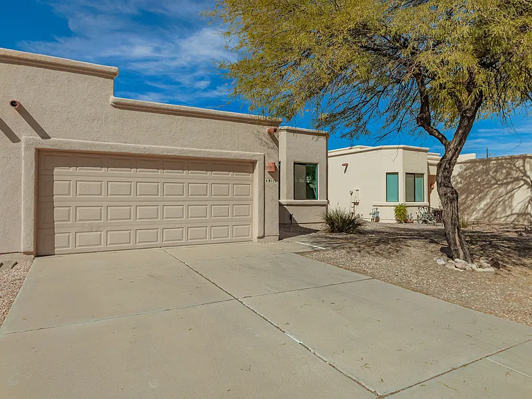 8119 N Peppersauce Dr — Photo 32