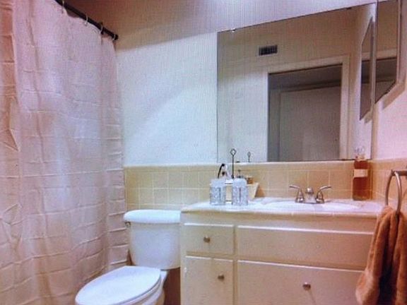 5th image of 2703 Swisher St APT 204A