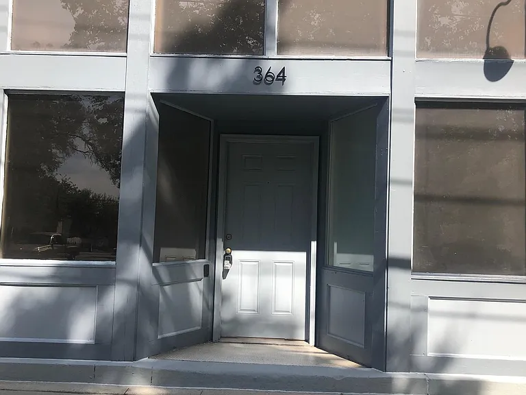 364 W 1st Ave — Photo 8