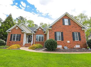 9402 Colvincrest Dr, Mechanicsville, VA 23116