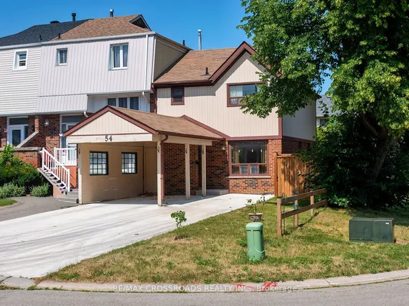 54 Omega Sq, Brampton, ON L6Z 1K5