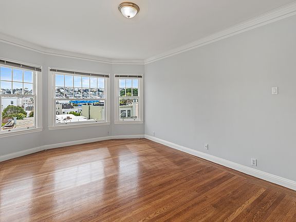 3rd image of 1840 Jefferson St #301
