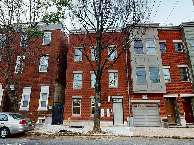 662 N 15th St #3 — Photo 20