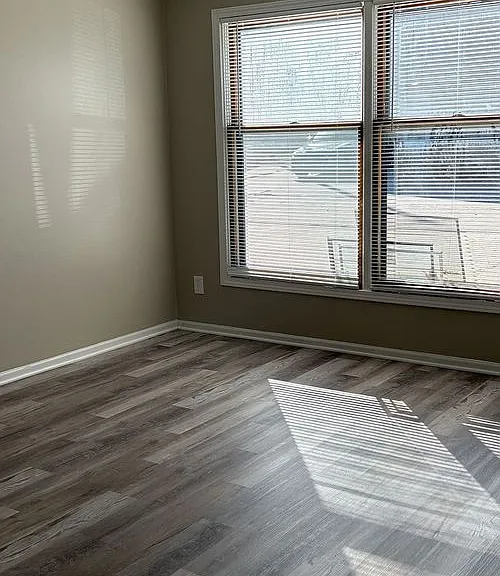 219 N Garrison Ave — Photo 3