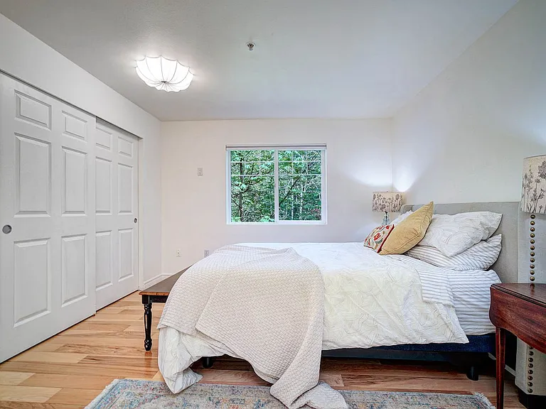 18501 SE Newport Way #J238 — Photo 20