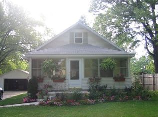 2133 Walnut Rd, Auburn Hills, MI 48326