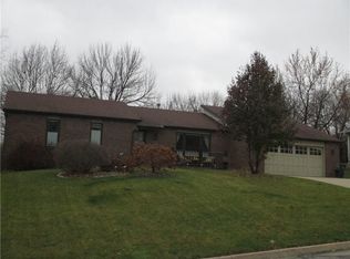 1545 W 4th St, Pella, IA 50219