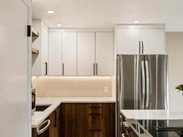 425 Park Cir #A3, Aspen, CO 81611