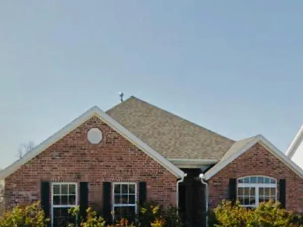 2586 N Fire Fly Catch Dr, Fayetteville, AR 72704