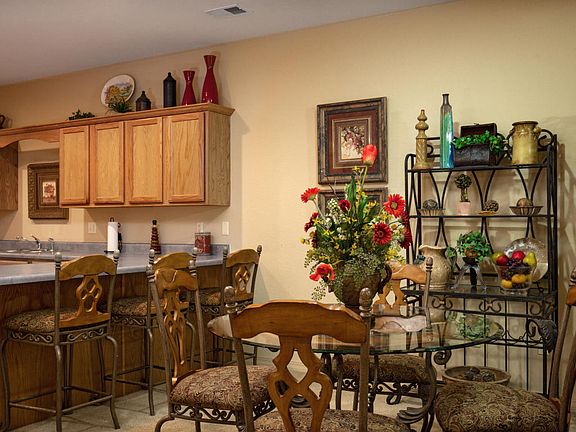 5th image of 330 S Wildwood Dr Unit 5