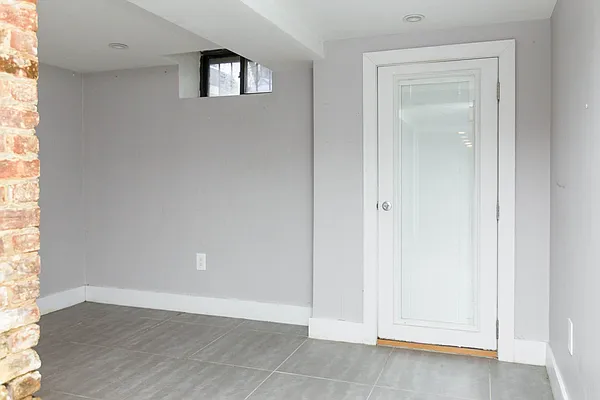 Rented by Nooklyn NYC LLC | media 88