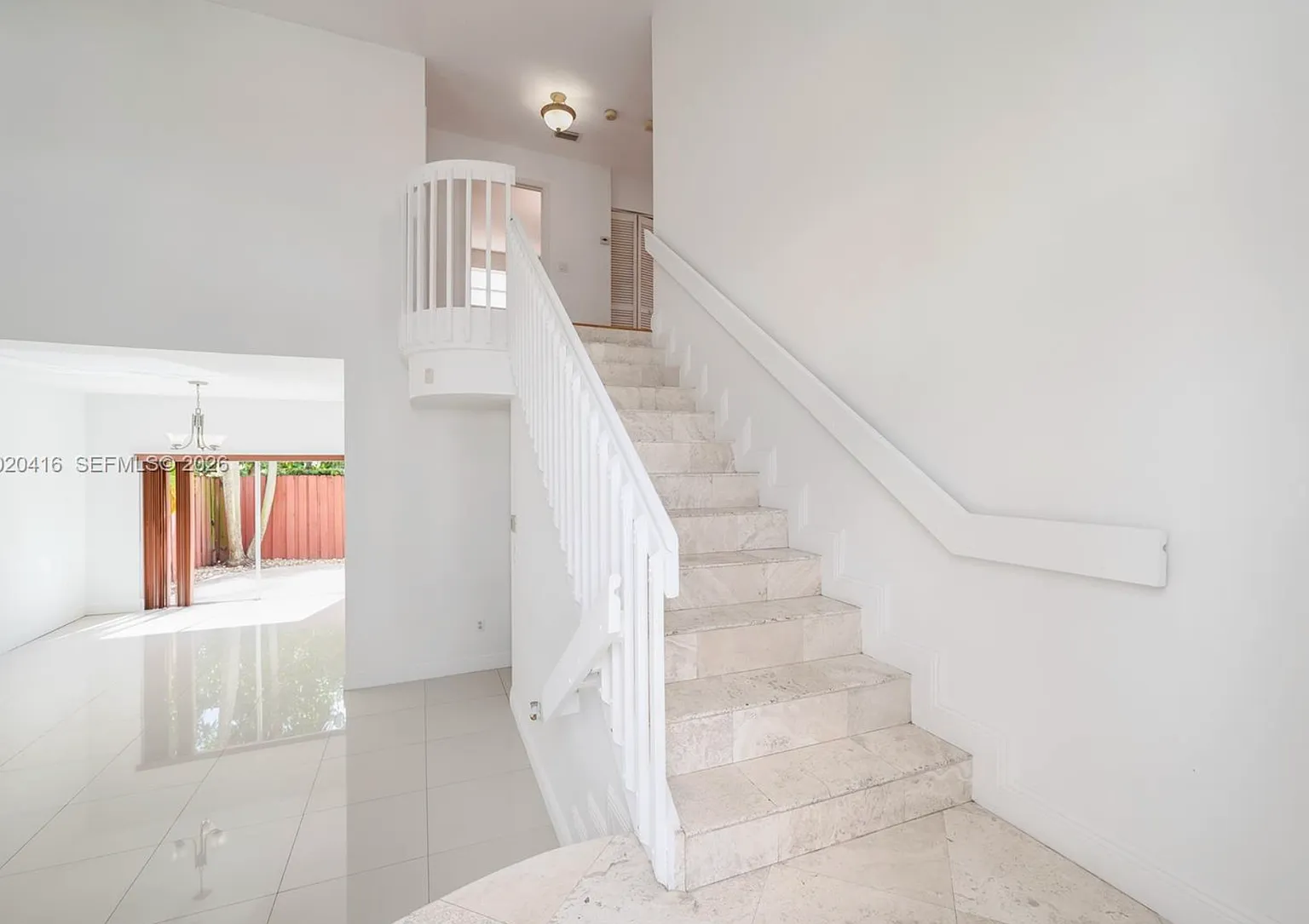 3 bed, 2.5 bath, $3,900 — Photo 2